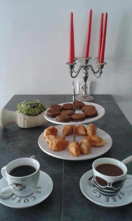 Sweet Home Suite Corinth Bagian luar foto
